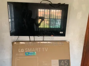 LG Smart TV – Clear Display, Great Condition