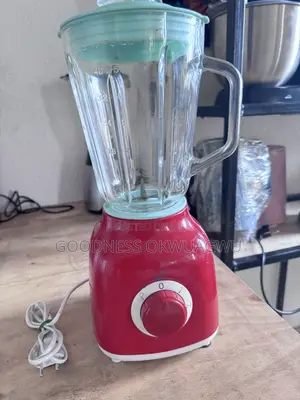600 Watt Blender