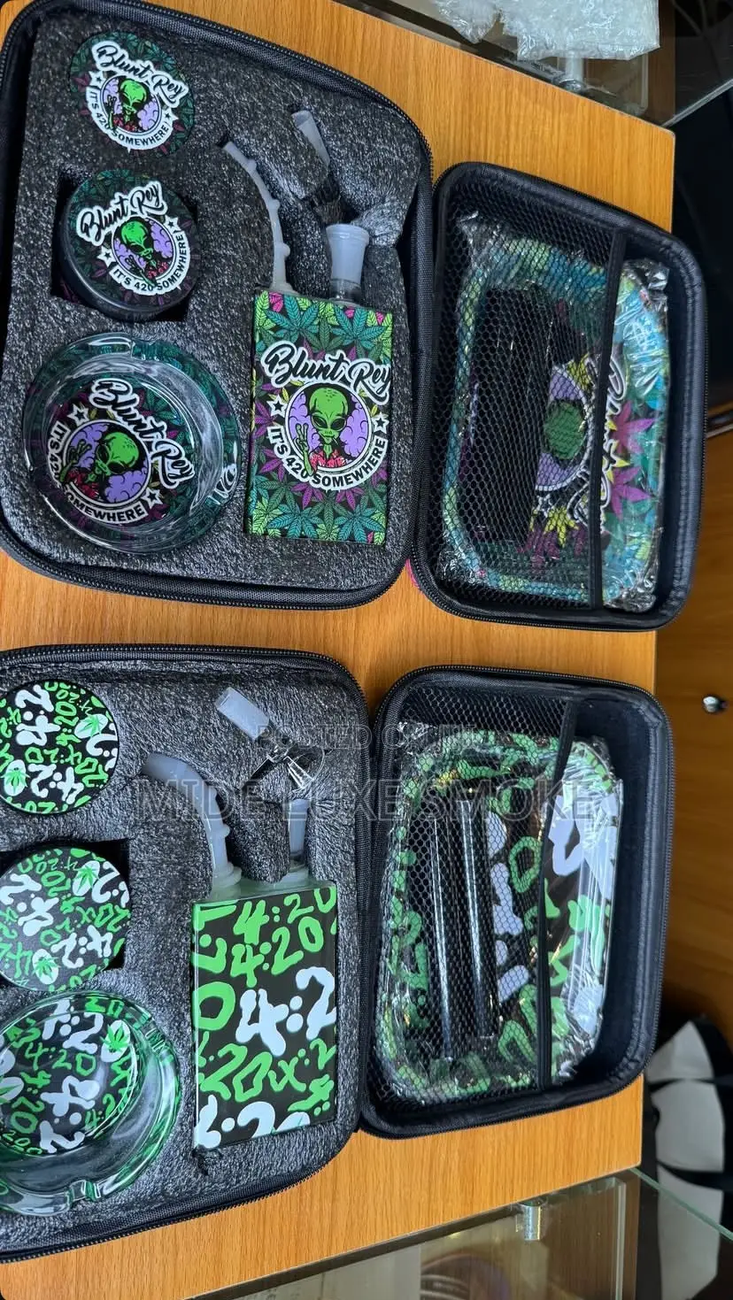 Luxury Smoking Kit ( 420 Accessories )
