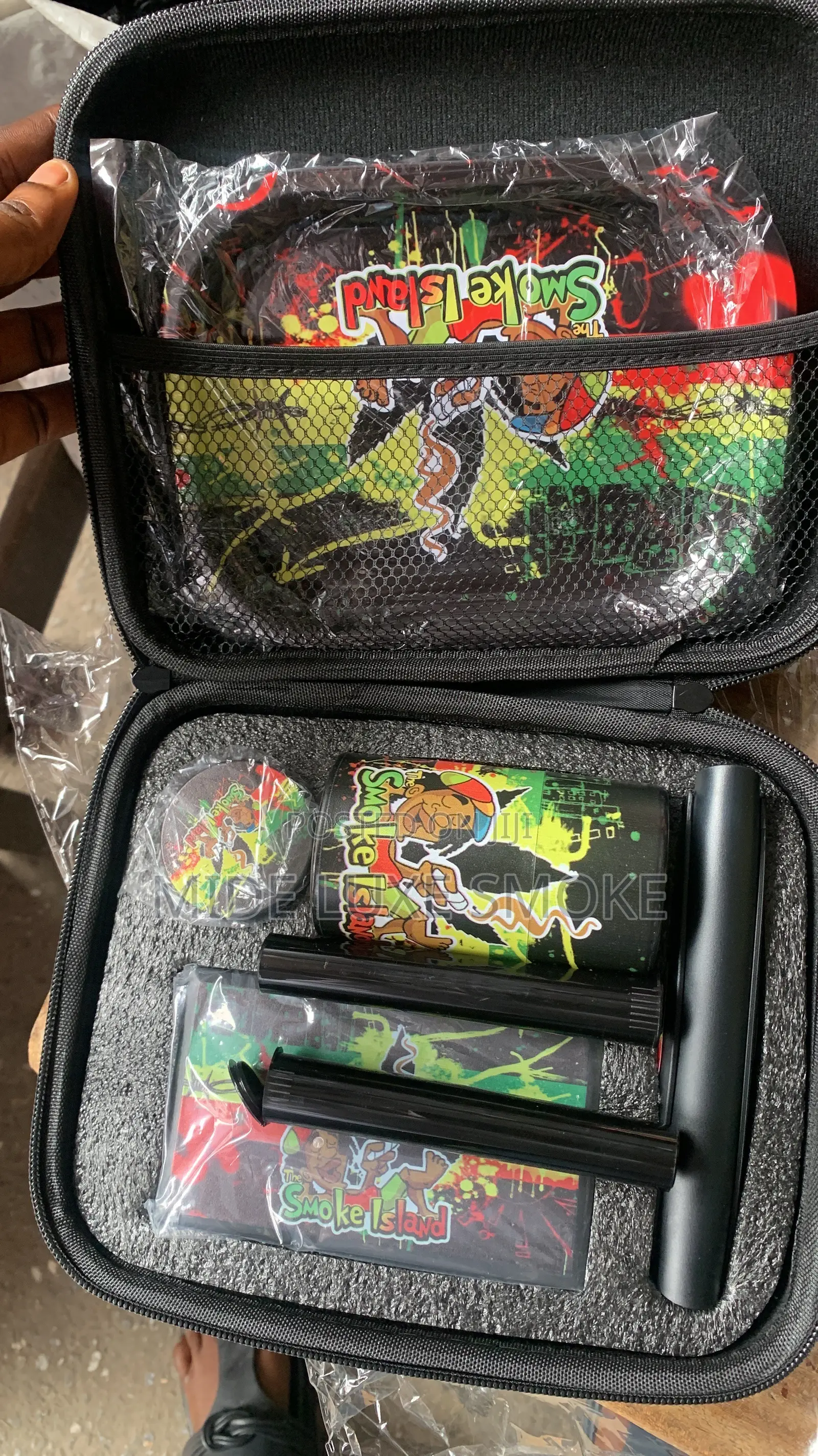 Luxury Smoking Kit ( 420 Accessories )