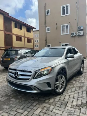 Mercedes-Benz GLA 250 2015 Silver
