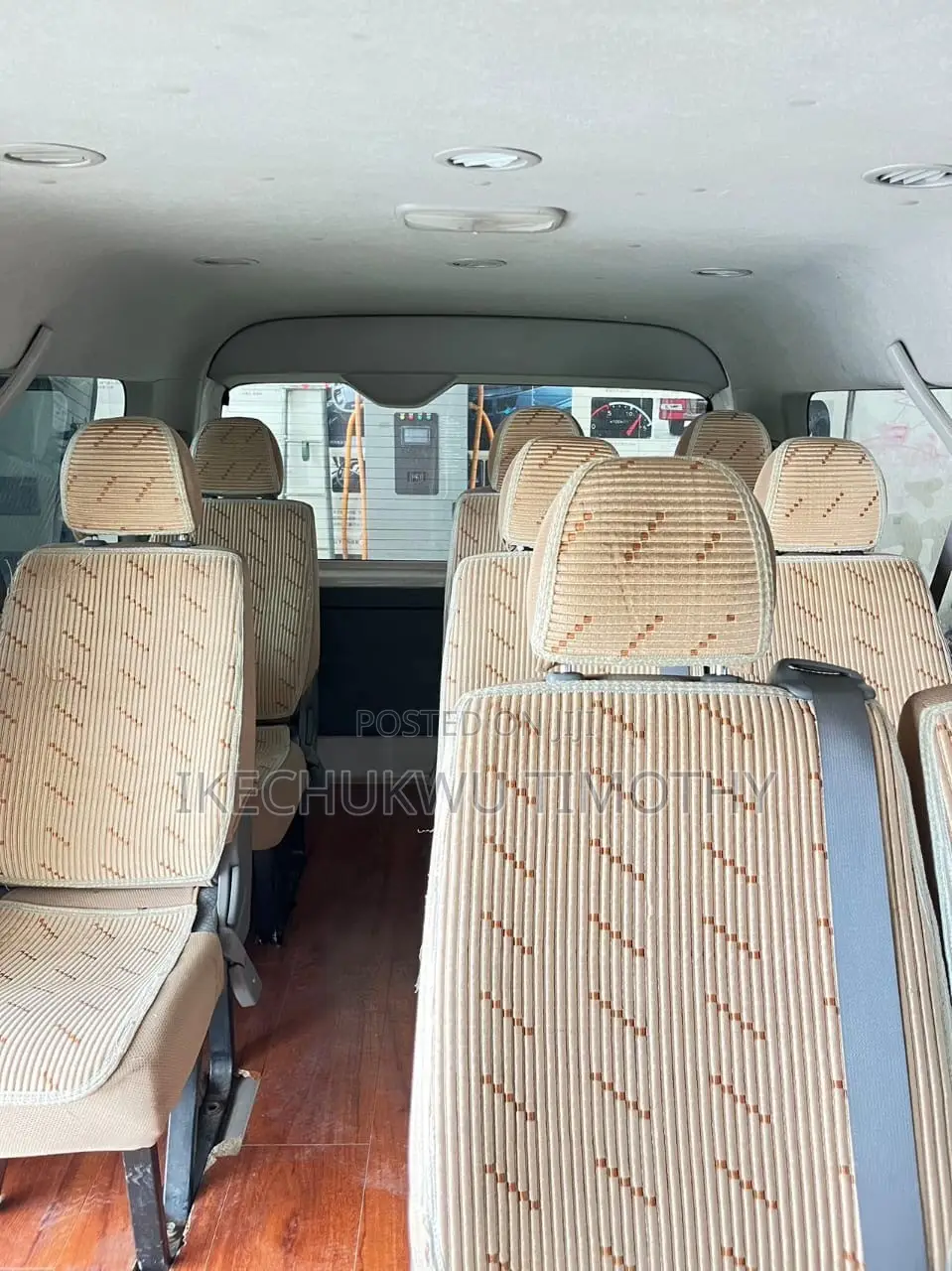 Toyota HiAce 2012 White