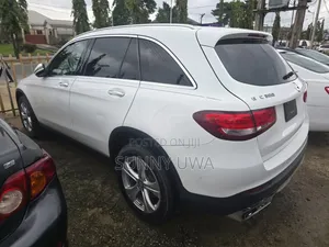 Mercedes-Benz GLC-Class 2017 White