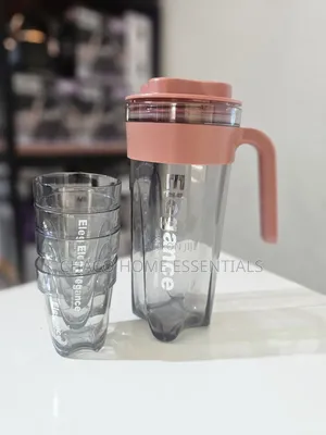 Water / Juice Pitcher Set With 4 Stackable Cups