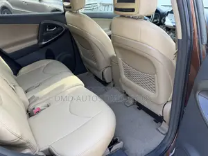 Toyota RAV4 2012 Brown