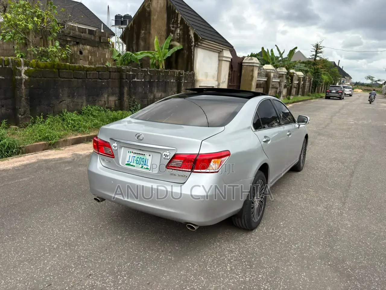 Lexus ES 2012 Silver