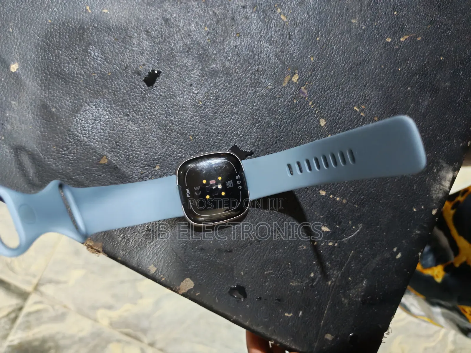 Fitbit Versa 4