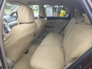 Toyota Venza V6 2010 Red
