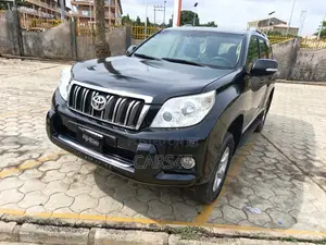 Toyota Land Cruiser Prado 2012 Black