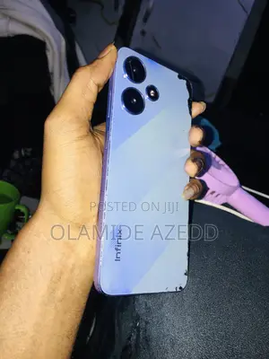 Infinix Hot 30 Play 128 GB Blue