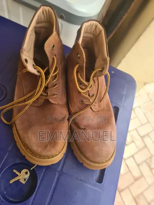 Very Strong OK Timberland Boots.