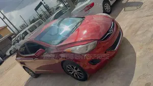 Hyundai Elantra GLS Automatic 2012 Red