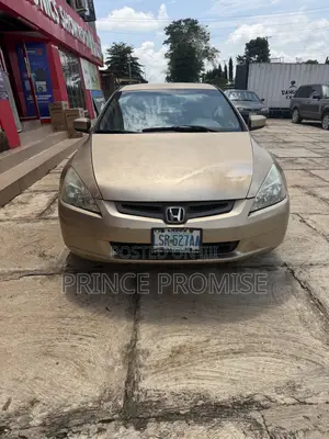 Honda Accord 2005 Gold