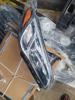 Head Light for Hyundai Sonata 2016 Model