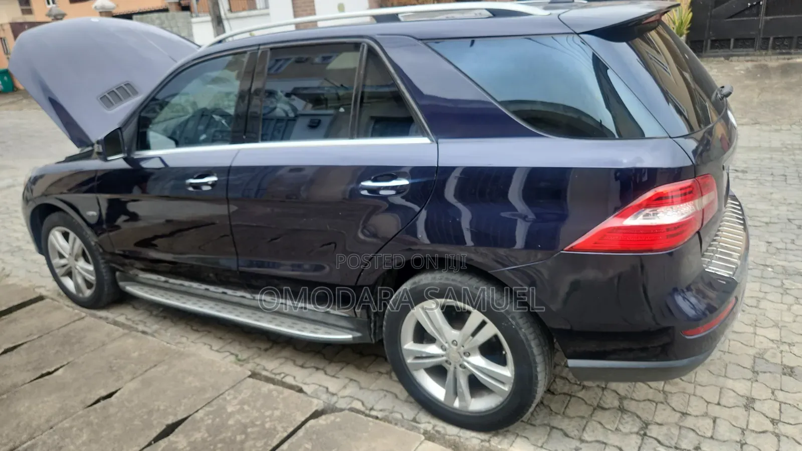 Mercedes-Benz M Class 2012 Blue