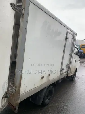 Hyundai Chorus 2005 White