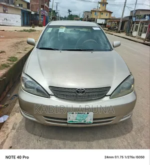 Toyota Camry 2003 Gold