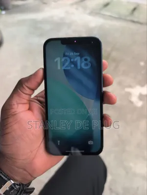 Apple iPhone 13 128 GB Black
