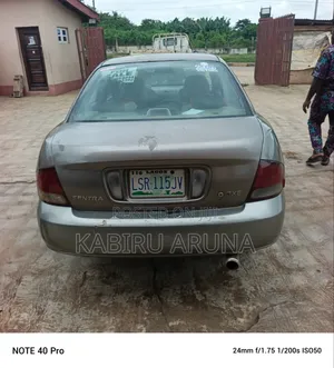 Nissan Sentra SE-R 2002 Gray