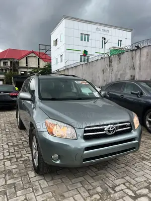 Toyota RAV4 2008 Green