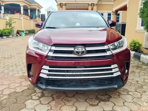 Toyota Highlander 2017 Red