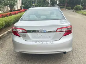 Toyota Camry 2012 Silver