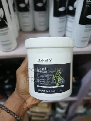 Freecia Blondie Bleaching Powder