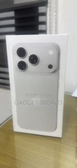 New Apple iPhone 18 Pro Max 1 TB Silver