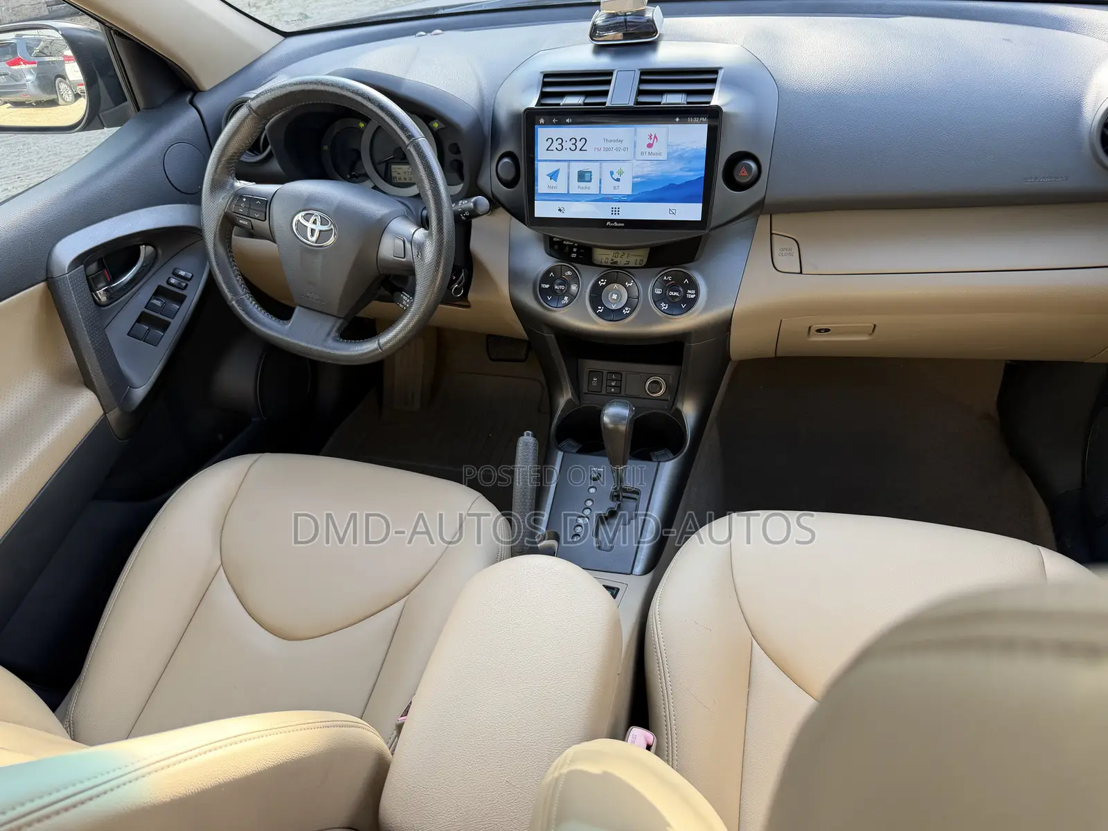Toyota RAV4 2012 Brown