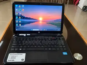 Laptop HP Pavilion 14 4GB Intel Core i3 HDD 256GB
