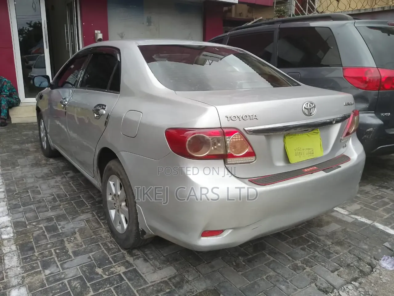 Toyota Corolla 2011 Silver