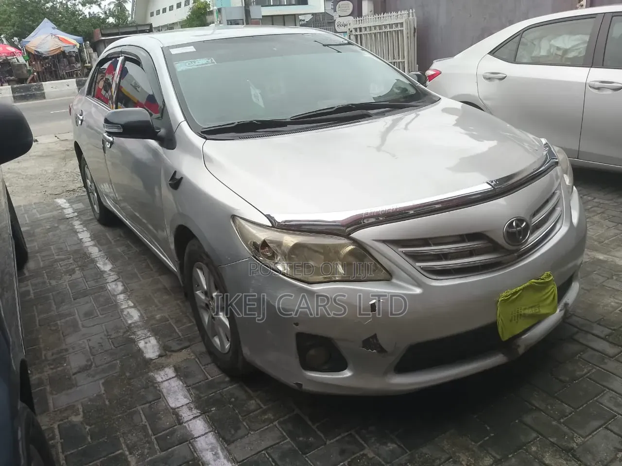 Toyota Corolla 2011 Silver