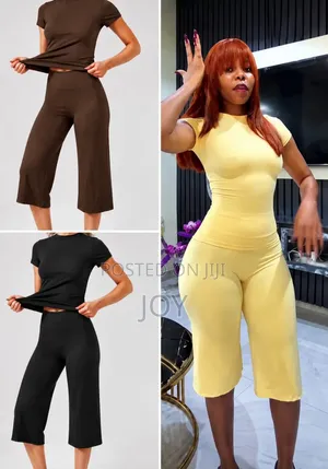 2pcs Capri Leggings and Top