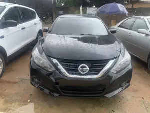 Nissan Altima 2018 Black