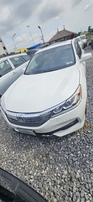 Honda Accord 2017 White