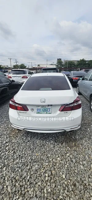 Honda Accord 2017 White