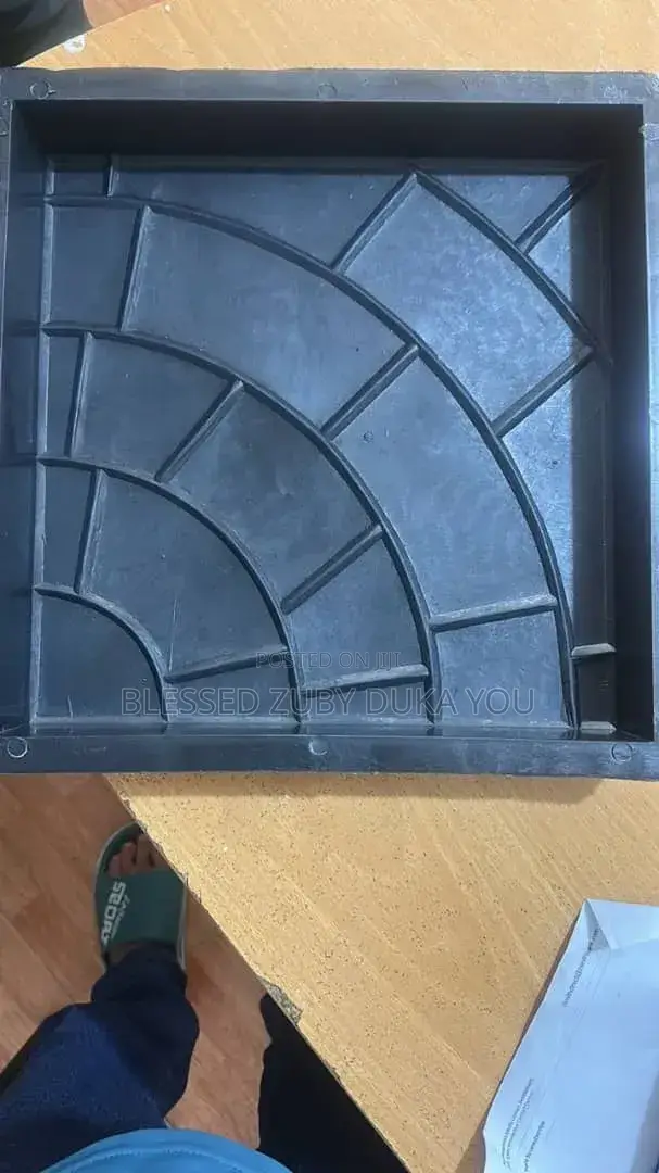 Interlocking Moulds