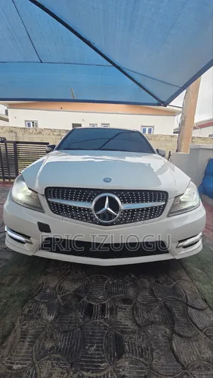Mercedes-Benz C300 Sport Sedan RWD (3.0L 6cyl 6M) 2009 White