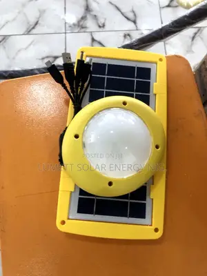 Sun King SK-332 Pro 200 Solar Light