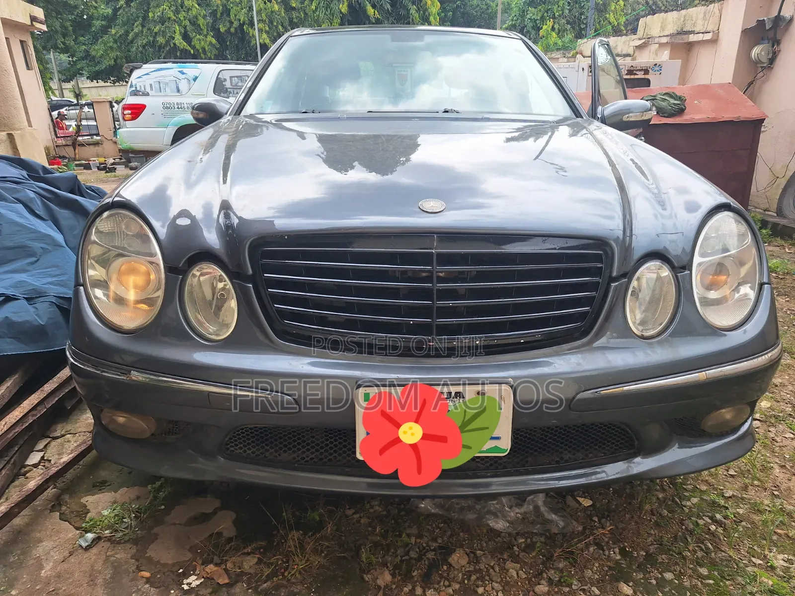 Mercedes-Benz E350 2005 Gray