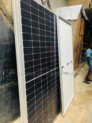 JA Solar 550w 144cells Non Bifacial Half Cut Panel