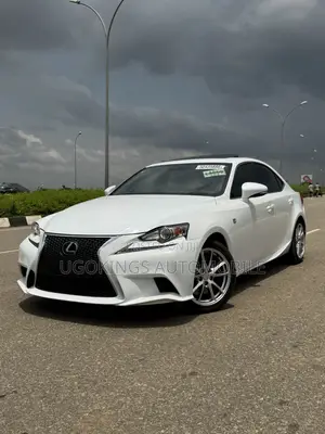 Lexus IS 300 AWD 2016 White