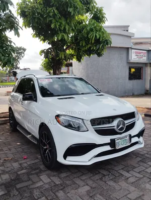 Mercedes-Benz M Class ML350 4MATIC 4dr SUV AWD (3.5L 6cyl 7A) 2015