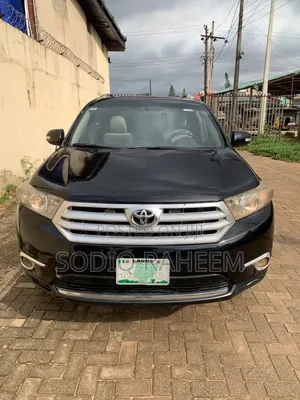 Toyota Highlander 2011 Black