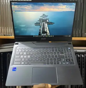 Laptop MSI Cyborg 15 32GB Intel Core i7 SSD 1T