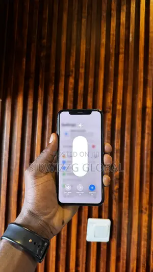 Apple iPhone XR 64 GB Black