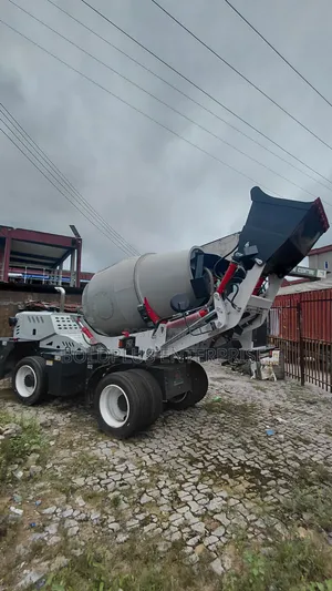 4000l Heavy Duty Self Loading Concrete Mixer Machine