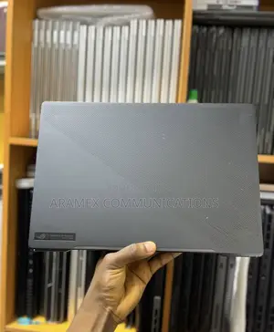 Laptop Asus ROG Zephyrus G16 16GB Intel Core i7 SSD 512GB