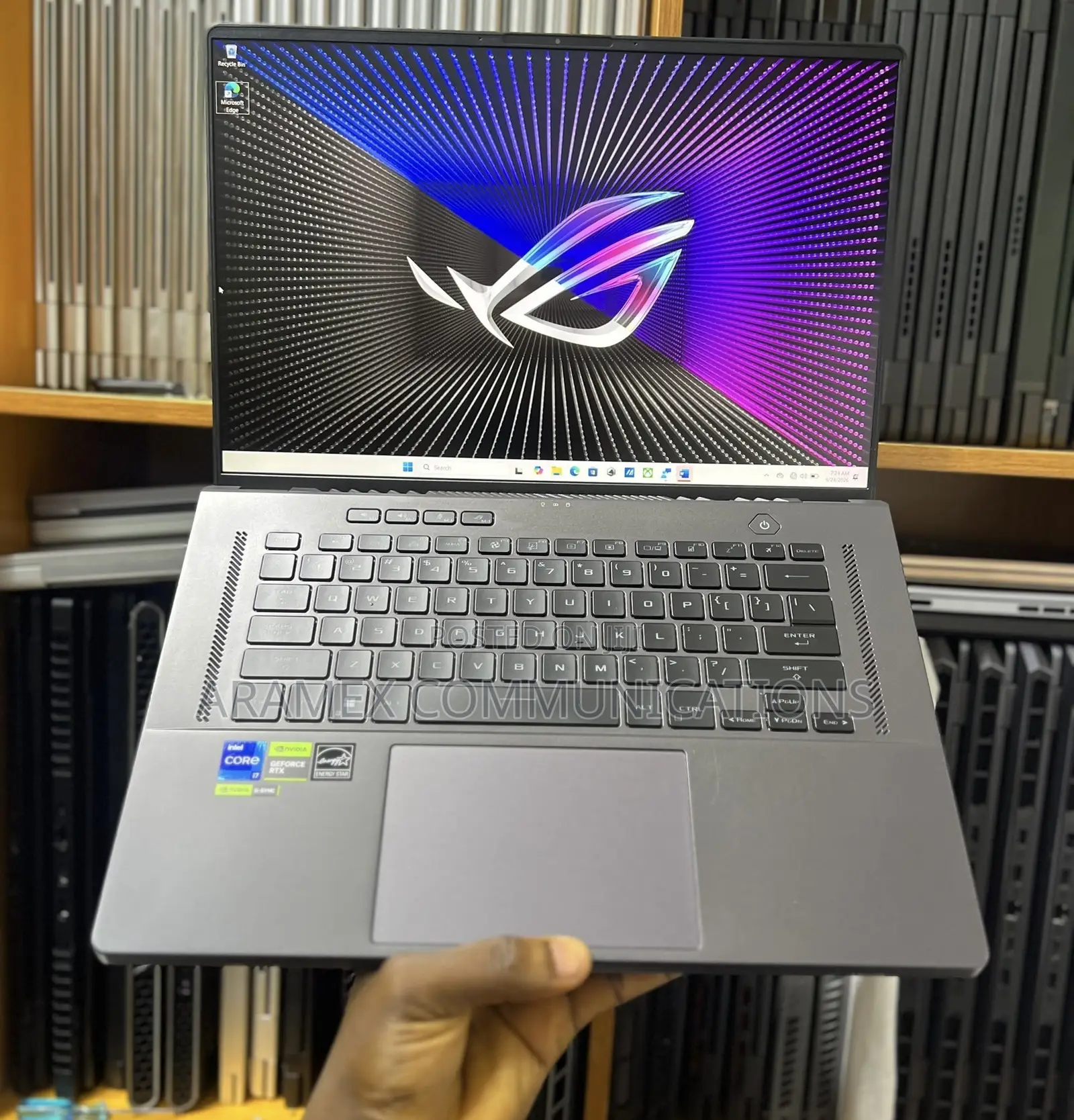 Laptop Asus ROG Zephyrus G16 16GB Intel Core i7 SSD 512GB
