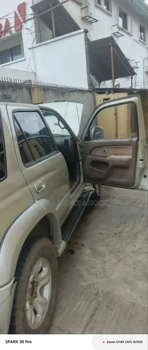 Toyota 4-Runner 2002 Silver